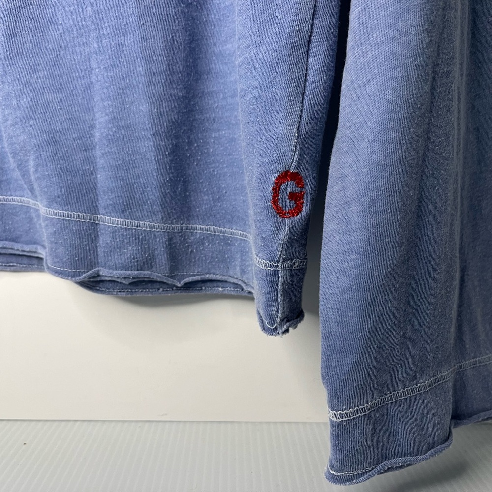 Guess Jeans Long Sleeve Fine Cotton Blend Graphic Top - Picture 8 of 10